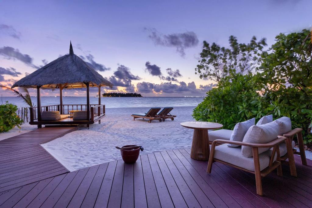 Banyan Tree Vabbinfaru - View 26