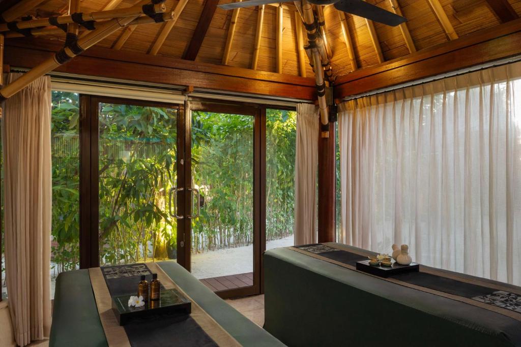 Zahrada ubytování Banyan Tree Vabbinfaru