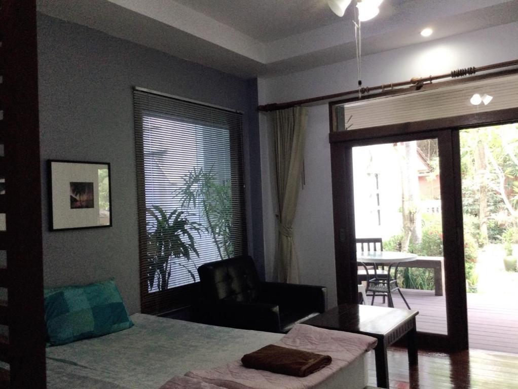 Posezení v ubytování Ananas Samui Hostel