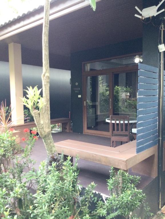 Zahrada ubytování Ananas Samui Hostel