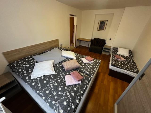 Postel nebo postele na pokoji v ubytování Penzion V Kolonce