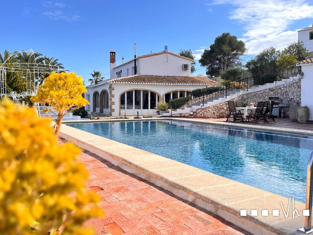 Bazén v ubytování VH CostaBlanca - GRANADELLA nebo v jeho okolí