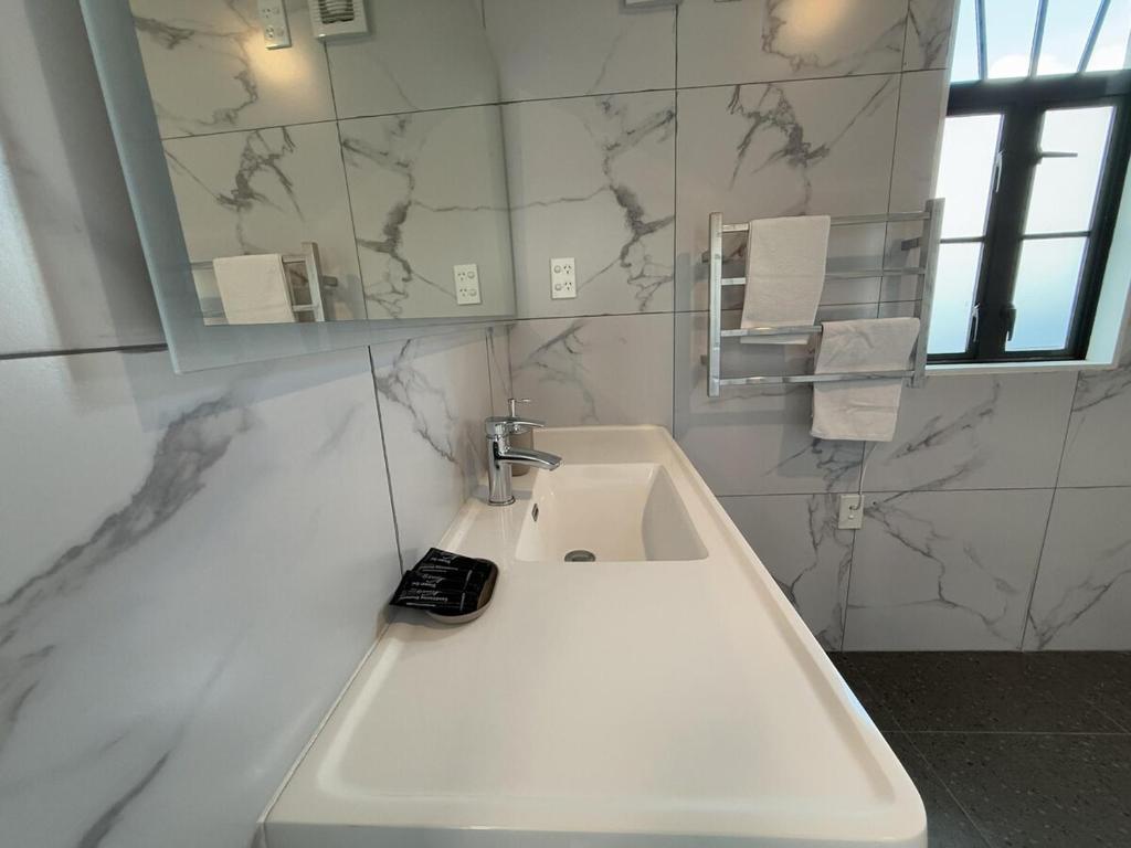 Sky Stars Serene Haven Villa at Mt Eden - Resim 25