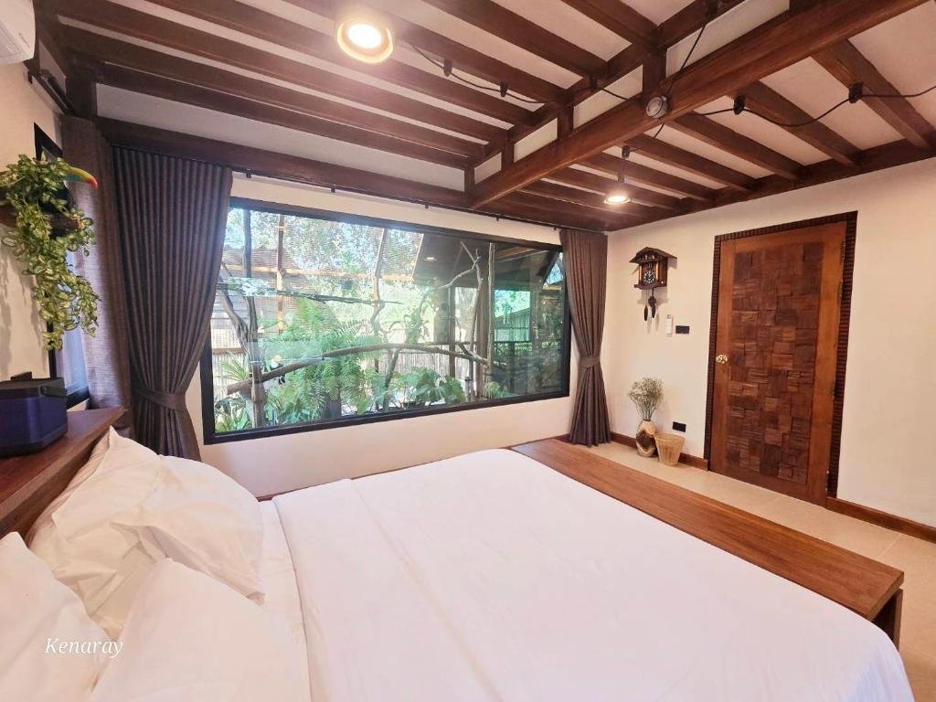 Kenaray Farmstay riverside - Villa With Private Pool