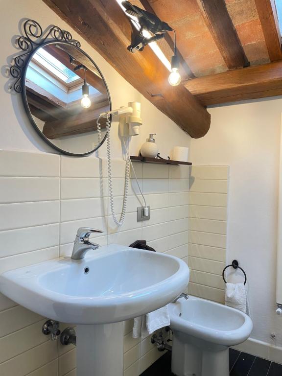 A bathroom at Charming Self House