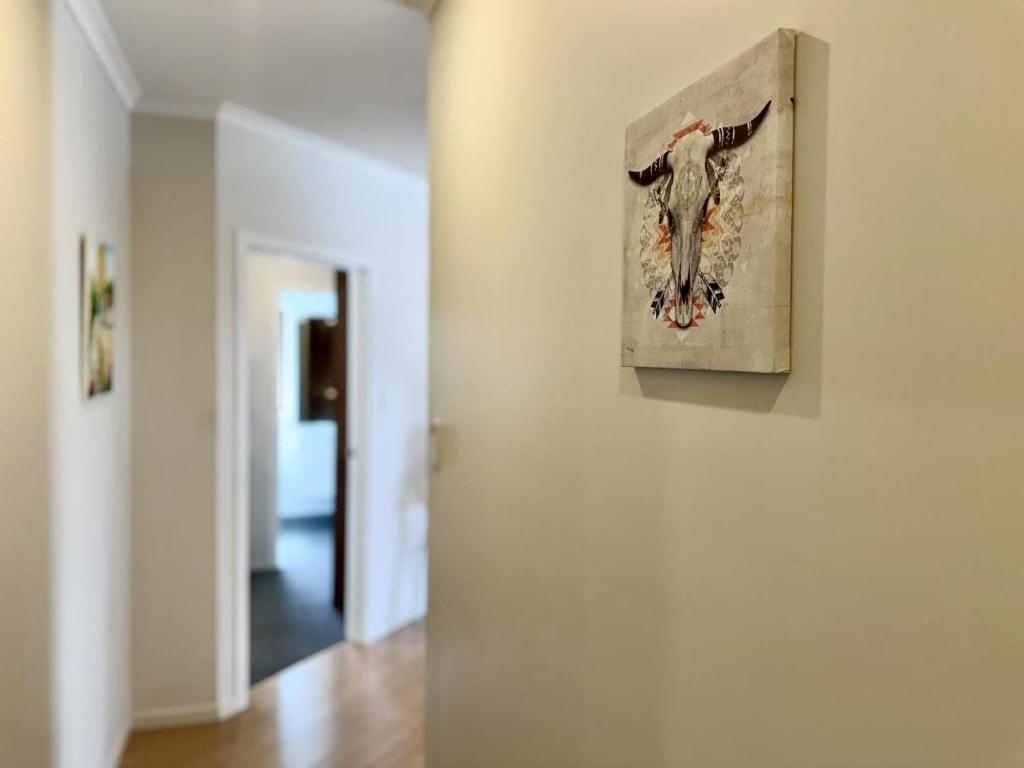 Modern Comfy 3 Bedrooms House in Chartwell - Resim 23