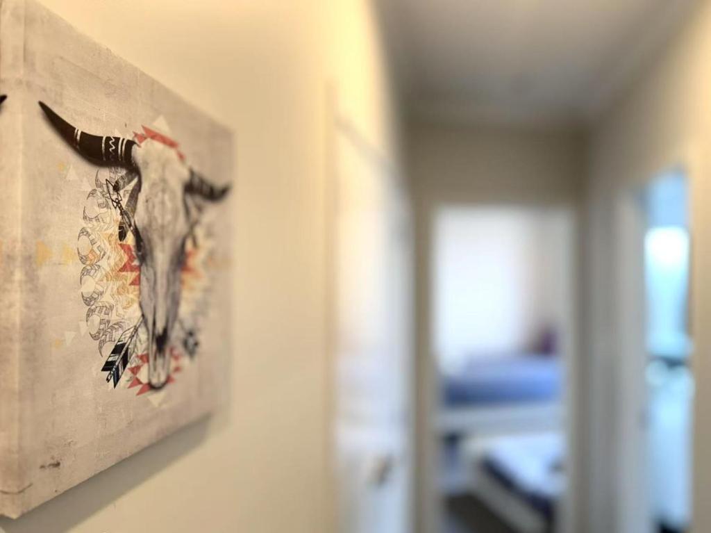 Modern Comfy 3 Bedrooms House in Chartwell - Resim 8