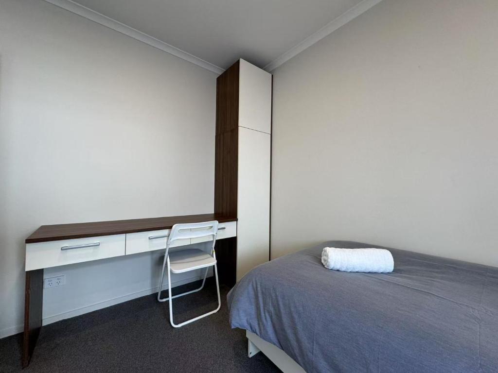 Modern Comfy 3 Bedrooms House in Chartwell - Resim 35