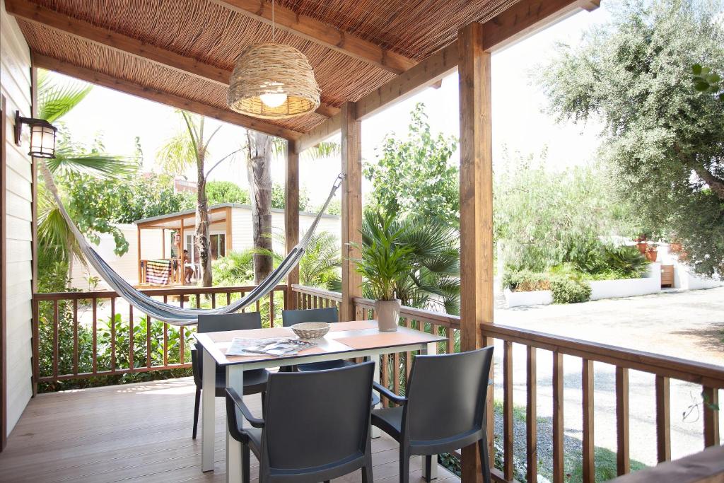La Siesta Salou Resort & Camping - Two-Bedroom Bungalow Premium