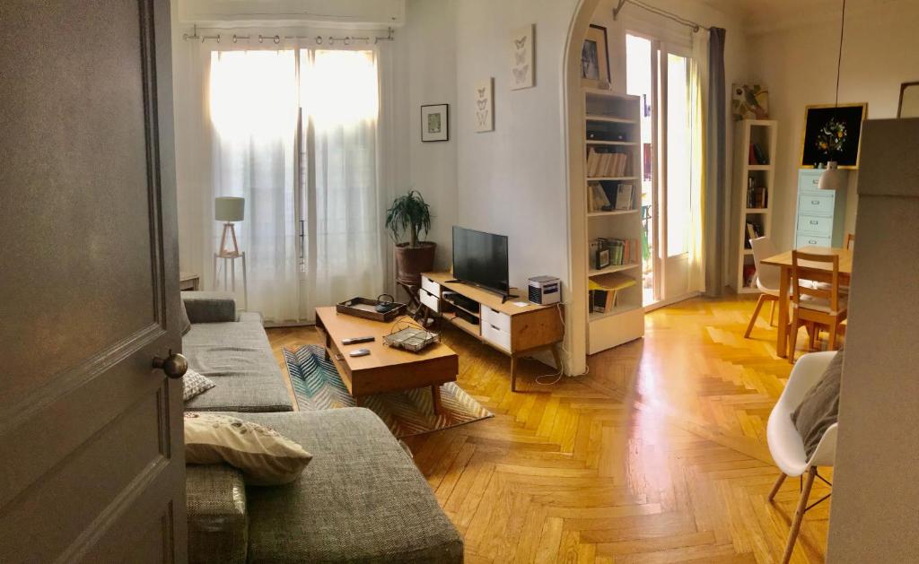 Photo de la galerie de l'établissement Beau 3 pièces Libération Nice, à Nice