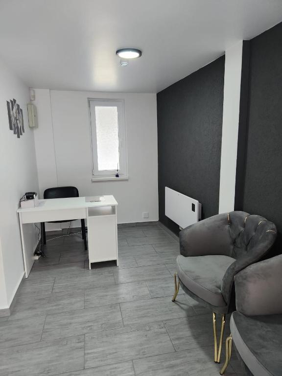 Posezení v ubytování Casa Lupeni