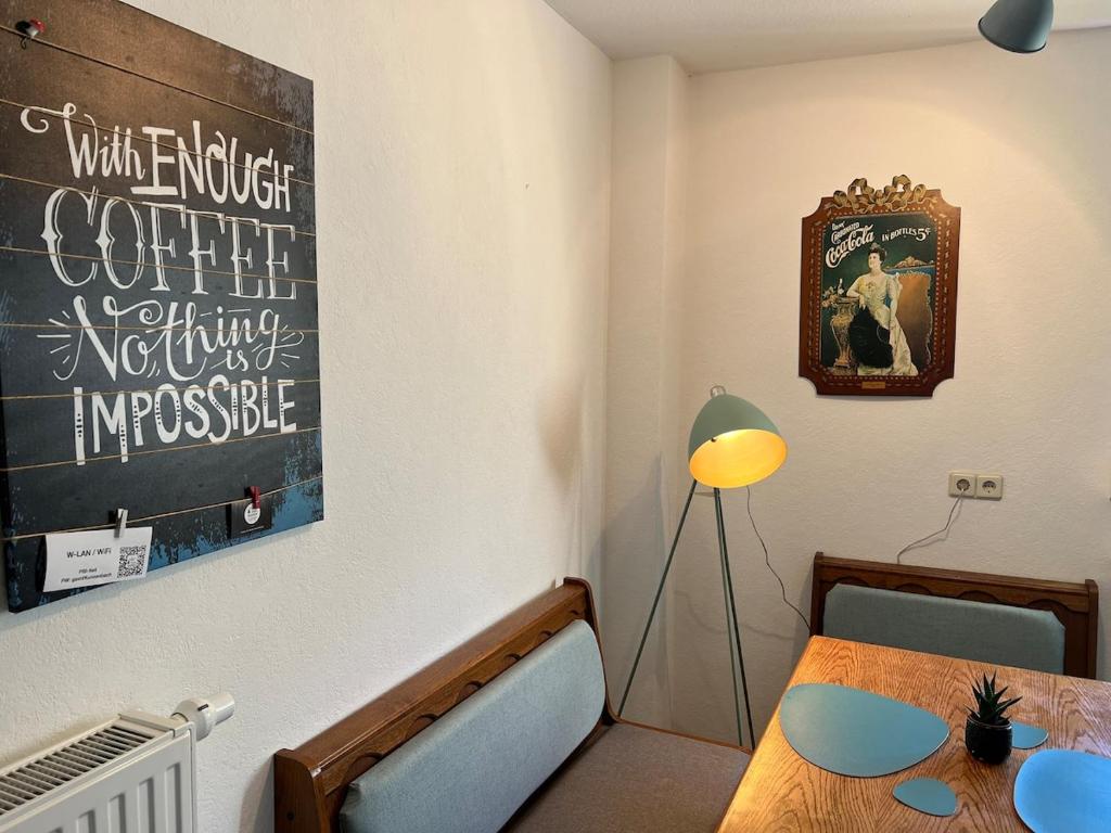 Posezení v ubytování Vor lauter Bäumen B&B
