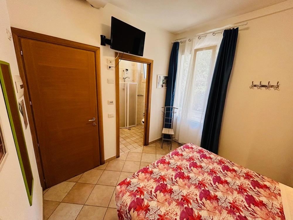 Hotel Aurora - Small Double Room
