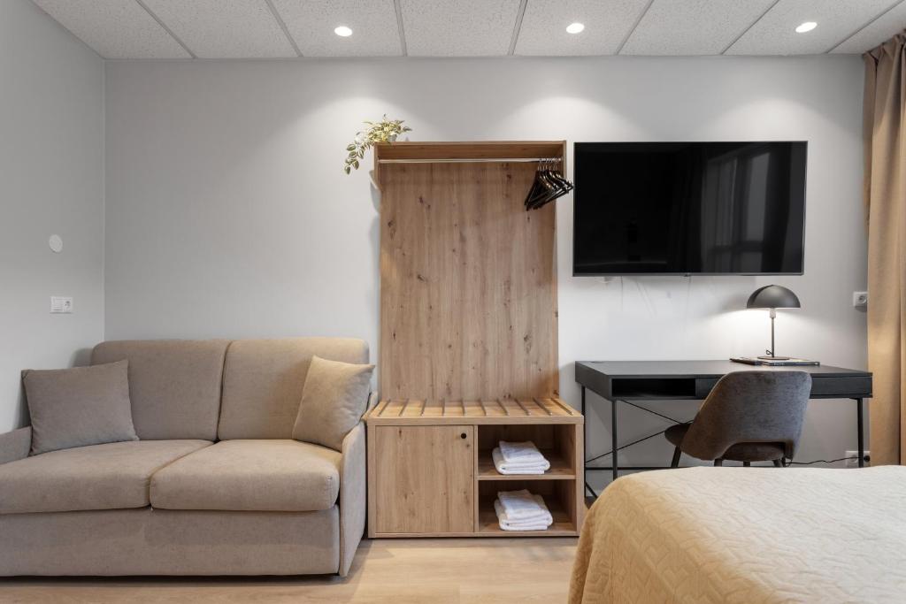 Alva Hotel Brautarholt - Resim 45