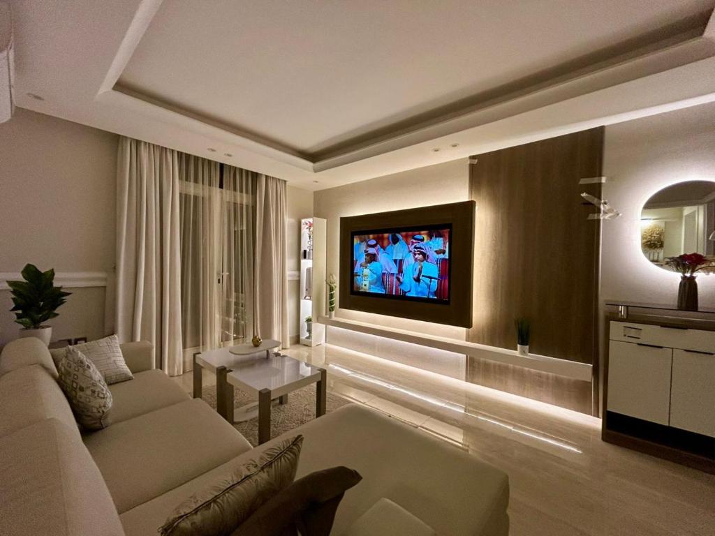 TV a/nebo společenská místnost v ubytování Prestige Hitting Residence