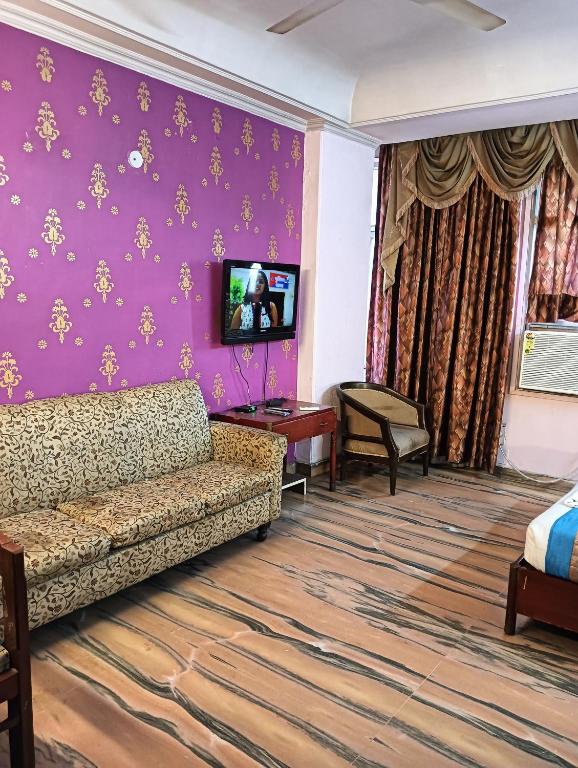 TV a/nebo společenská místnost v ubytování Hotel Classic Inn Near Gaffar Market