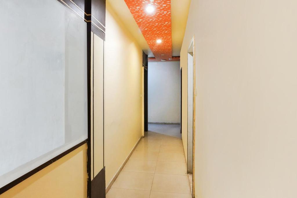 Fotografie z fotogalerie ubytování Hotel O Crystal v destinaci Ahmadábád