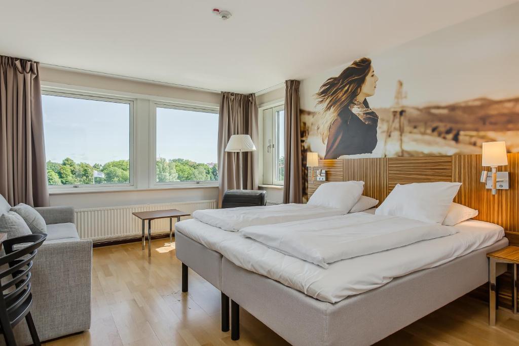 Postel nebo postele na pokoji v ubytování Comfort Hotel Eskilstuna