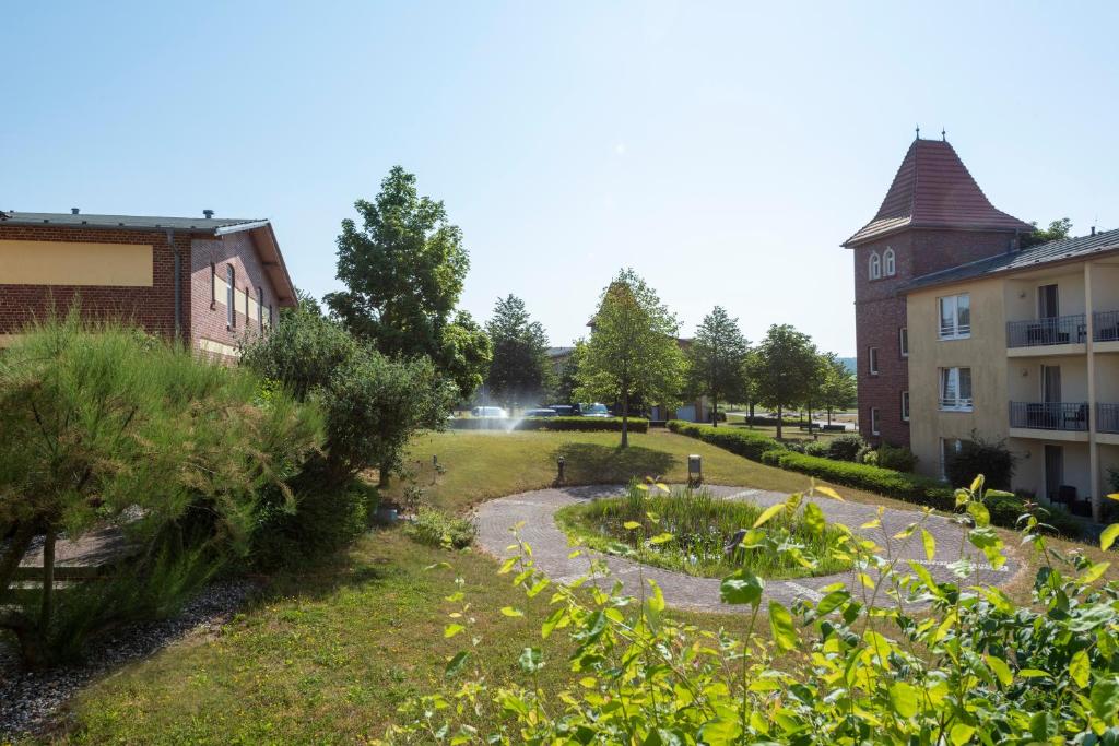 Zahrada ubytování Precise Resort Rügen - Hotel & SPLASH Erlebniswelt