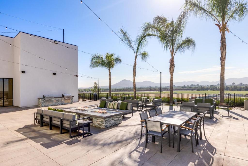 Hotels In Eastvale Ca