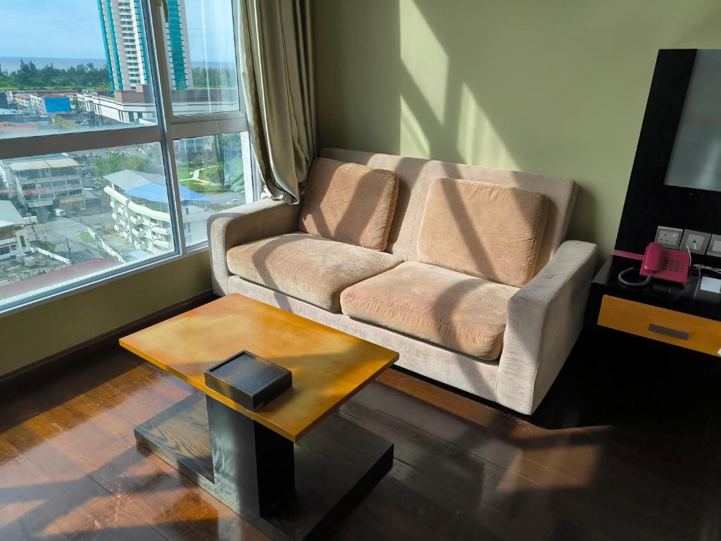 Ruang duduk di Meritz Hotel