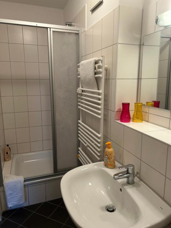 Koupelna v ubytování Hotel Pension Haydn
