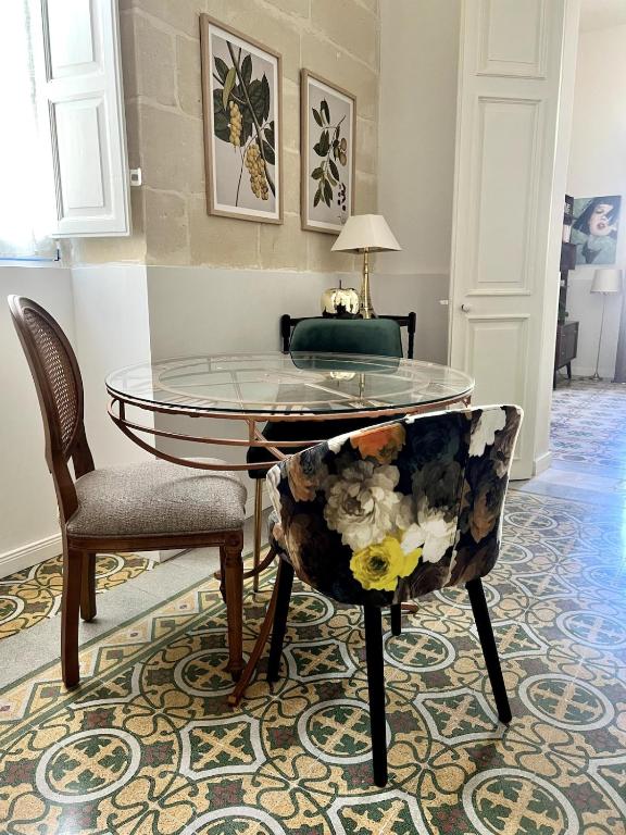 Fotografie z fotogalerie ubytování Central Boutique Apartment Near Valletta - Perfect for Couples Wanting to Discover Malta v destinaci Msida