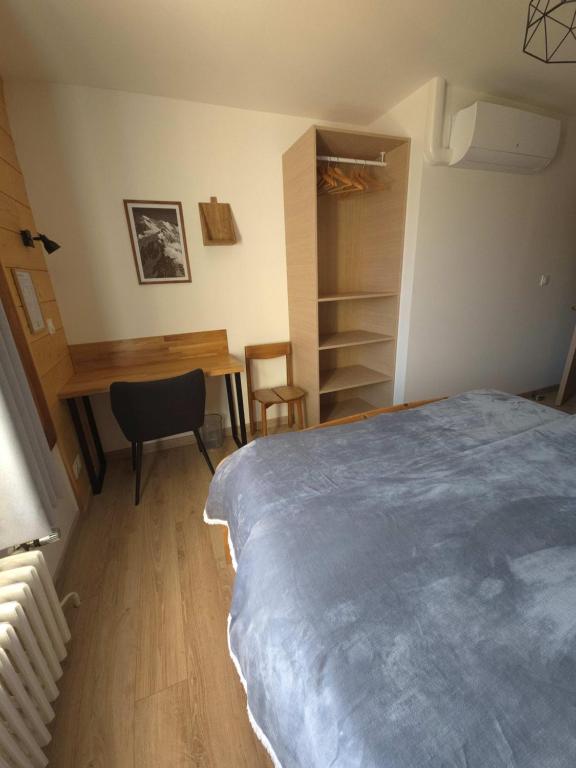 Les Tilleuls de Chapareillan Chambres d'hôtes - 山景特大号床间