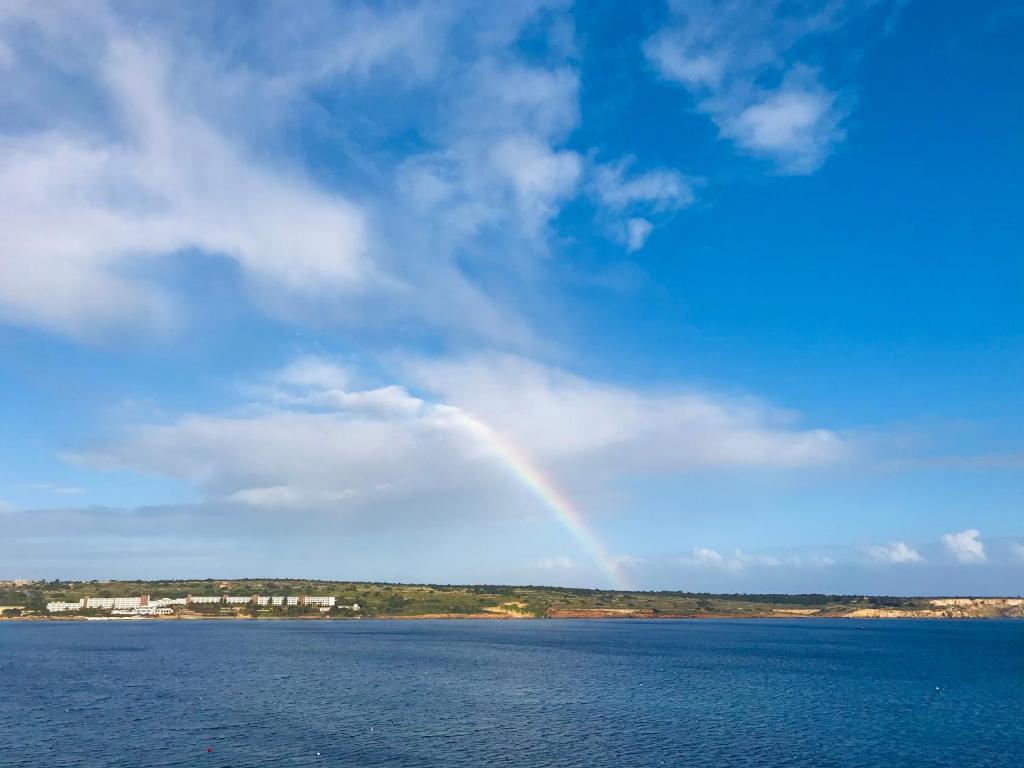 Seafront apartment Terrace, lounger & Panoramic ocean views - 7