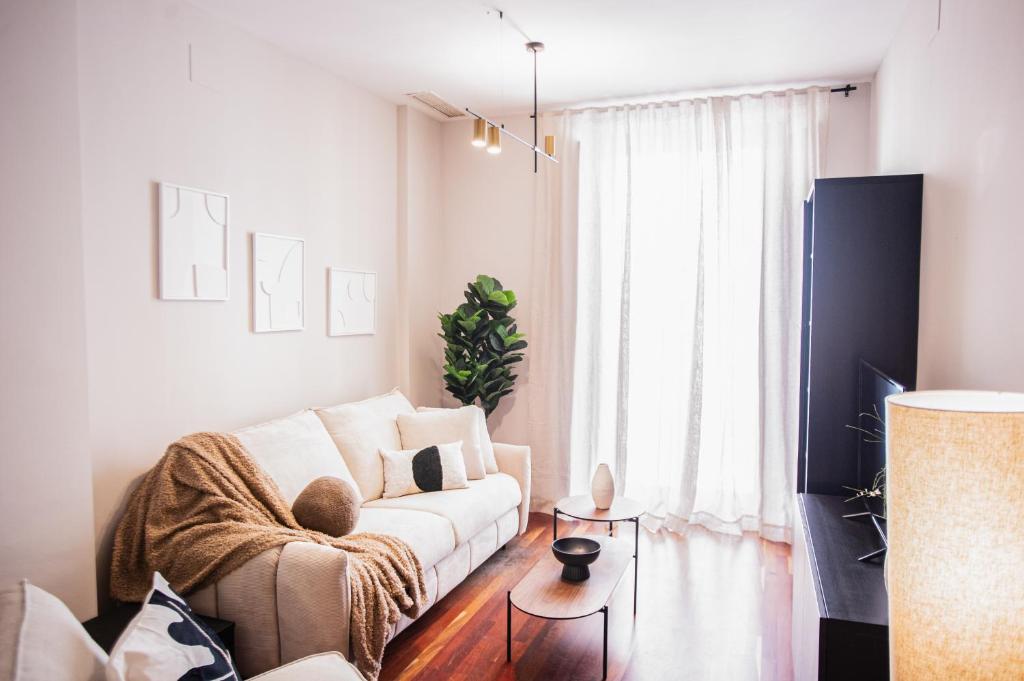 AZZ Sevilla Torre de la Plata Apartamentos - 两居室公寓