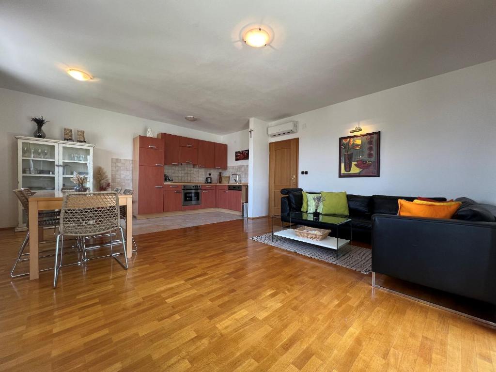 Kuchyňa alebo kuchynka v ubytovaní Apartment BEPPO