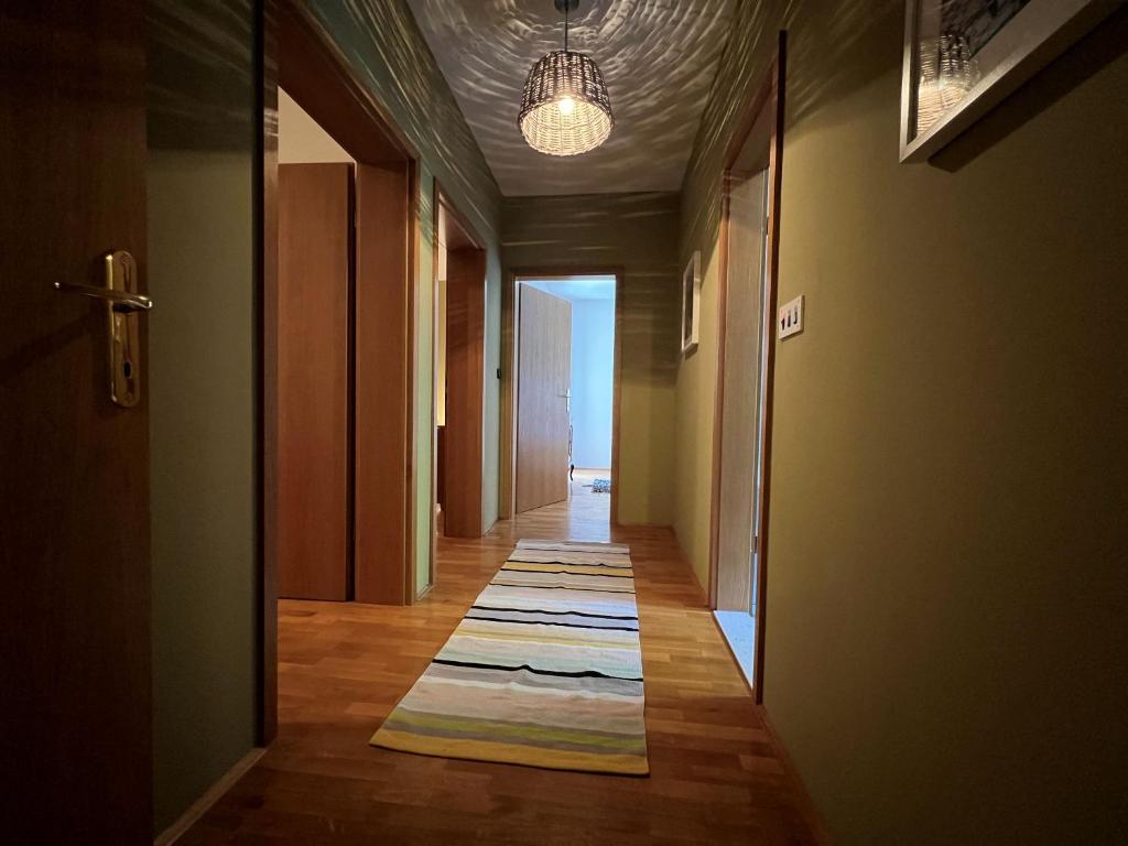 Fotografia z galérie ubytovania Apartment BEPPO v destinácii Podstrana