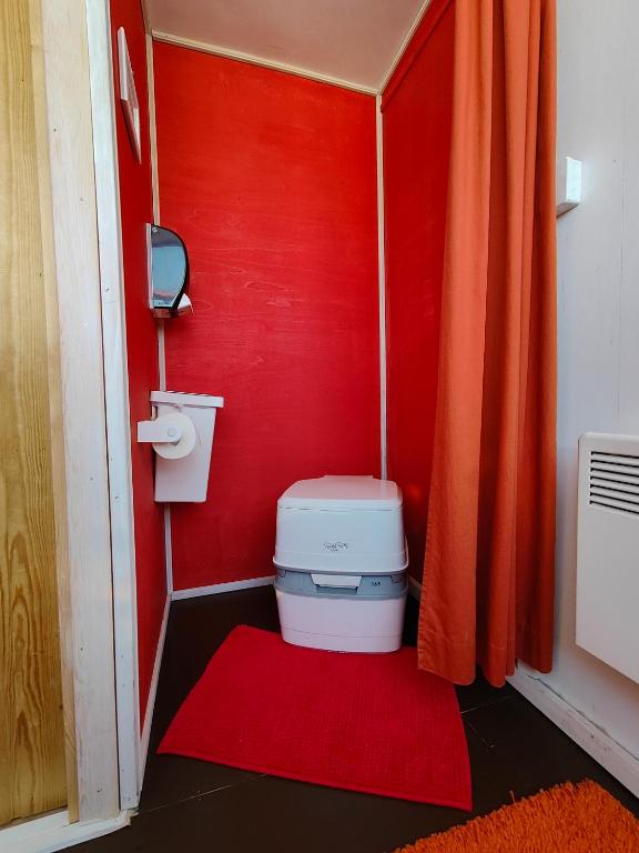 Koupelna v ubytování Lake Inari Mobile Cabins