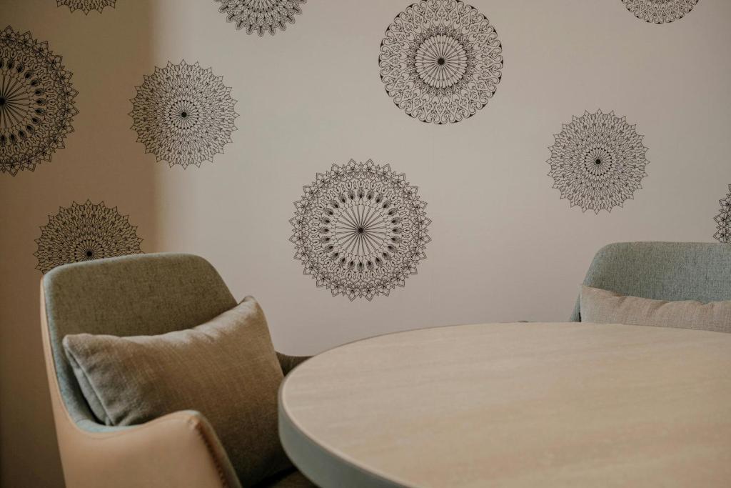 Posezení v ubytování Courtyard by Marriott Sliema