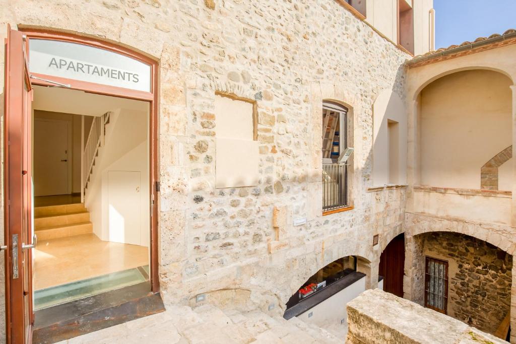 Fotografia z galérie ubytovania Can Cintet 1- Apartamento en la plaza de Besalú v destinácii Besalú