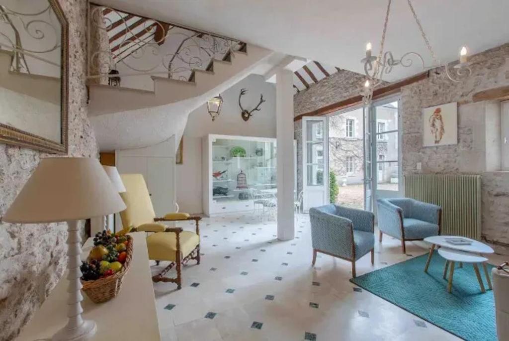Χώρος καθιστικού στο Maison avec jardin à Cellettes, 150 m², local à vélos