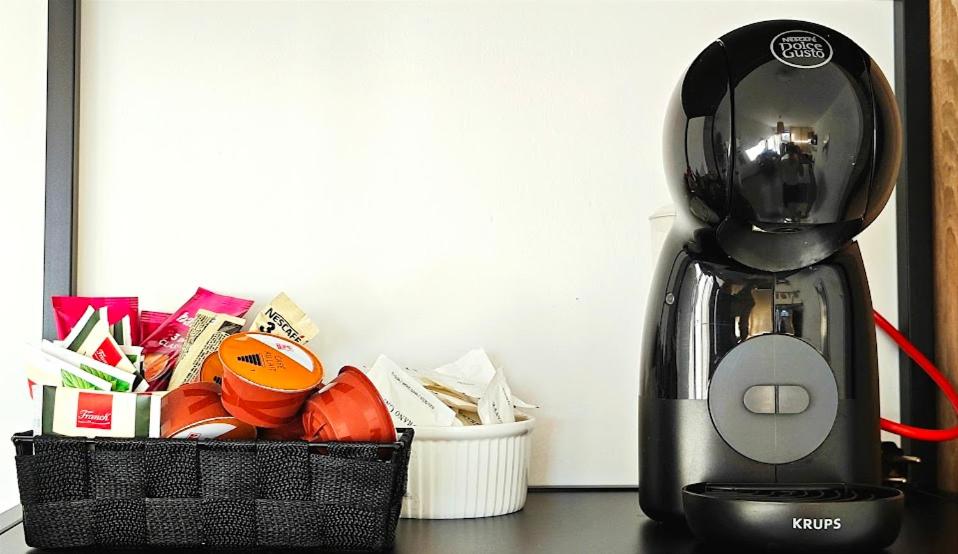 Cozy Old Town Apartment - 15