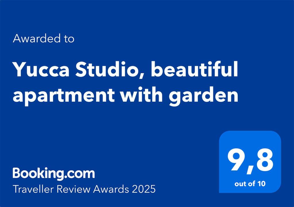 Certifikát, hodnocení, plakát nebo jiný dokument vystavený v ubytování Yucca Studio, beautiful apartment with garden