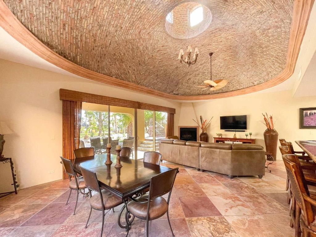 3BR Villa at the Iconic Sandy beach Area #12