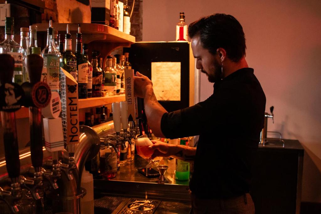 Nápoje v ubytování Auberge de Jeunesse des Balcons