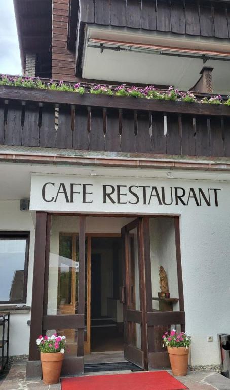 Restaurace v ubytování Hotel-Restaurant Batzenhäusl