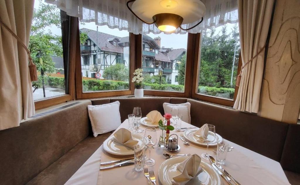 Posezení v ubytování Hotel-Restaurant Batzenhäusl