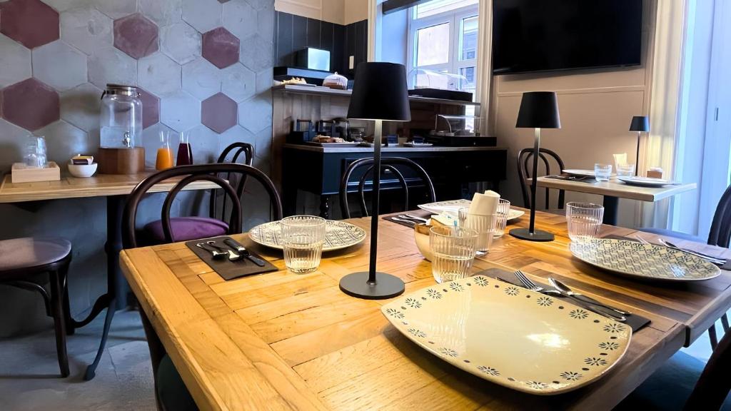 TV a/nebo společenská místnost v ubytování Heritage Collection Palermo B&B