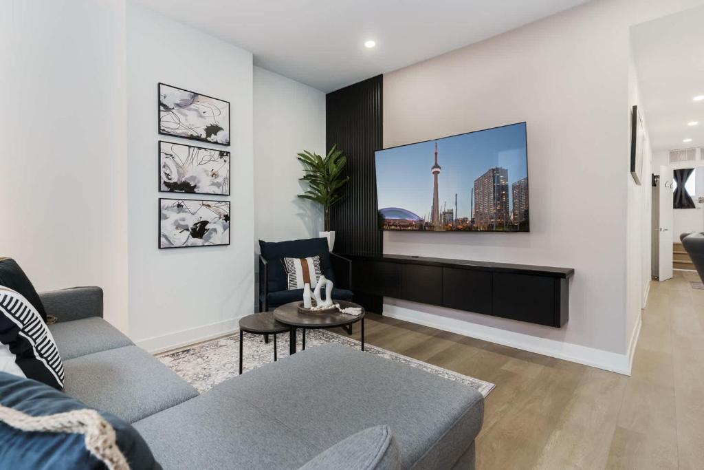 Posezení v ubytování Modern Suite 3 min to Transit Downtown Toronto
