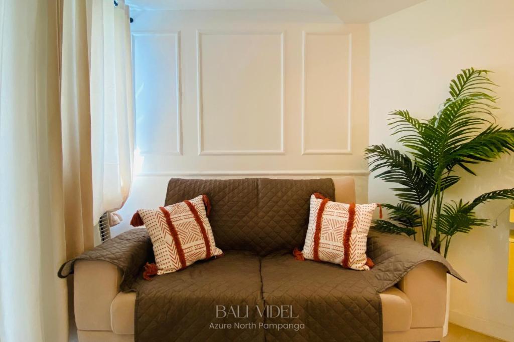 Posezení v ubytování Bali Videl - Spacious Studio with Pool & Mt Arayat View
