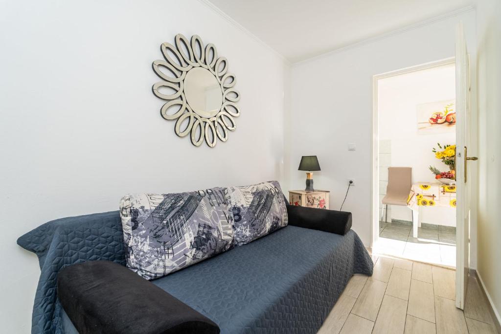 Posedenie v ubytovaní Apartments and Room Lora
