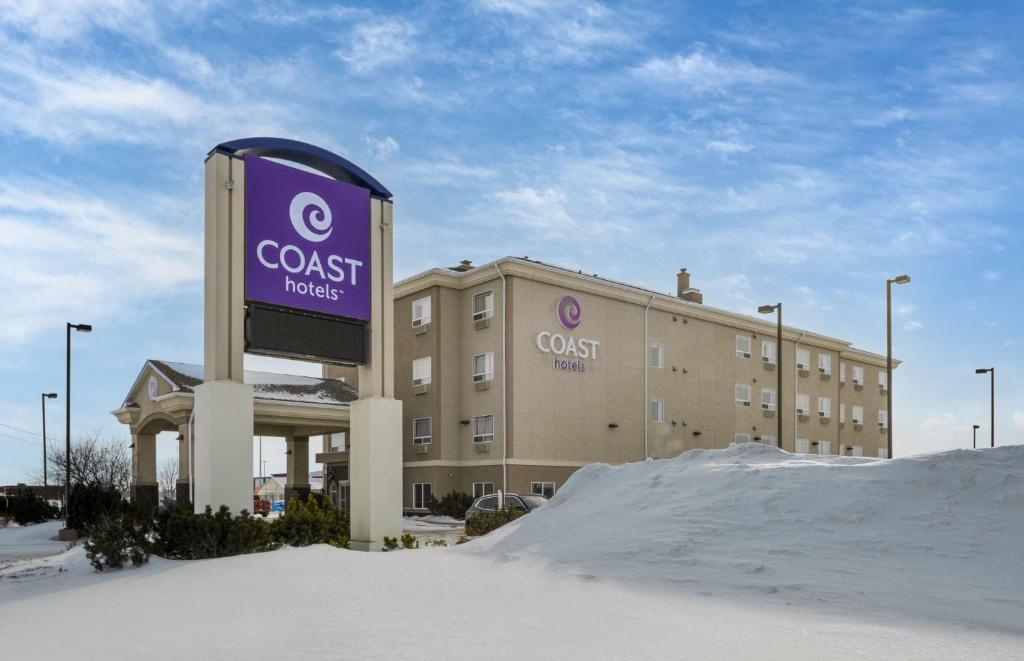 Certifikát, hodnocení, plakát nebo jiný dokument vystavený v ubytování Coast Weyburn Hotel