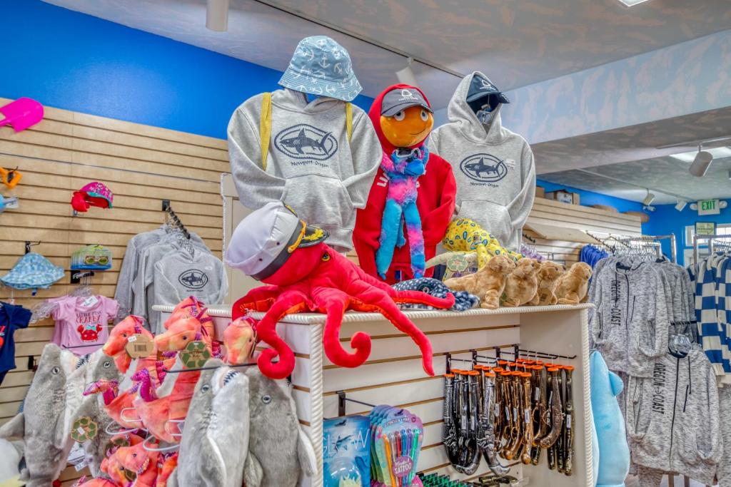 Supermarket nebo jiné obchody v  hotelu nebo okolí
