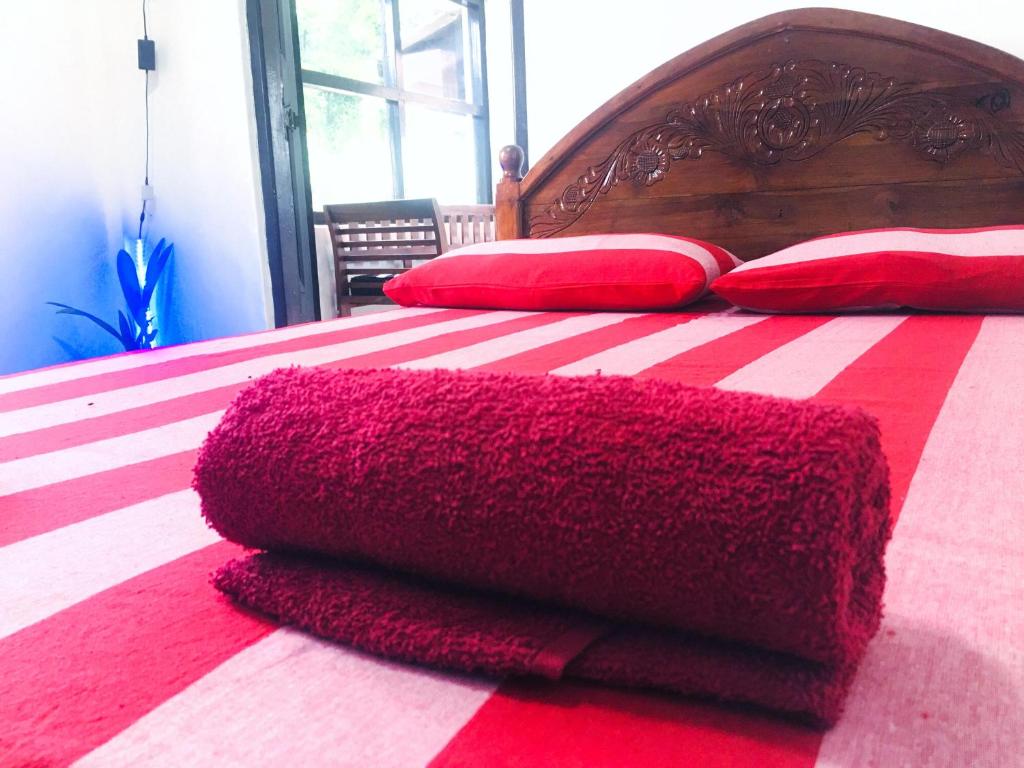 Postel nebo postele na pokoji v ubytování SECRET RELAX INN Hotel & Guest House