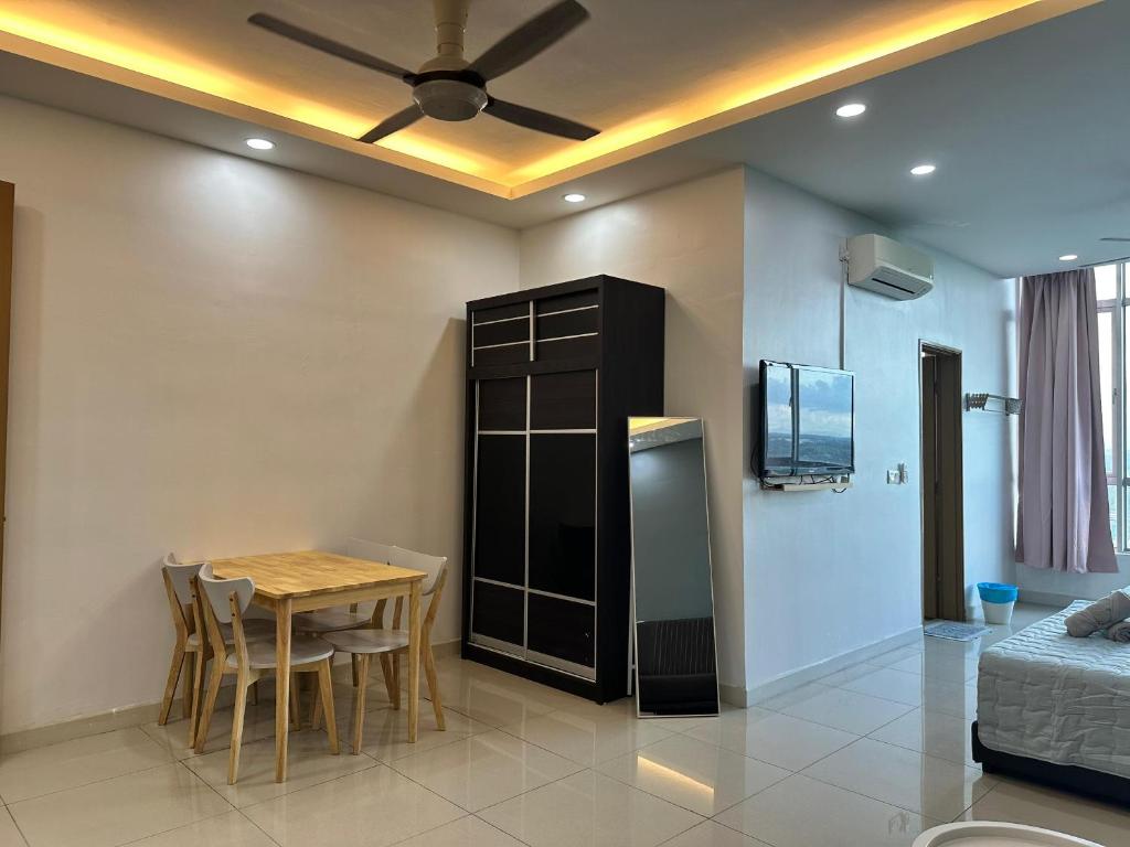 Panoramic View - UTM Paradigm -TVBOX - Appartement